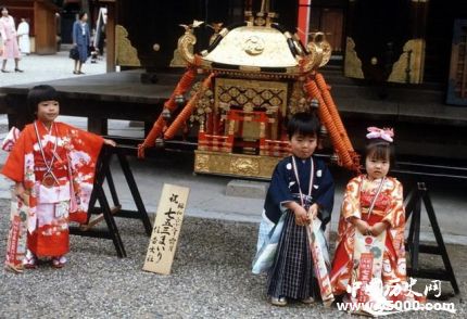 日本女儿节简介日本女儿节的由来日本女儿节的习俗有哪些？